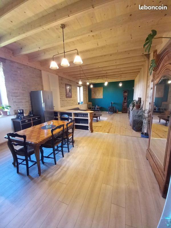 Appartement De Charme Dans Une Maison Isolee Presilly  المظهر الخارجي الصورة
