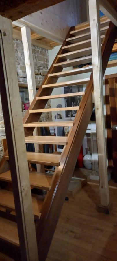 Appartement De Charme Dans Une Maison Isolee Presilly  المظهر الخارجي الصورة